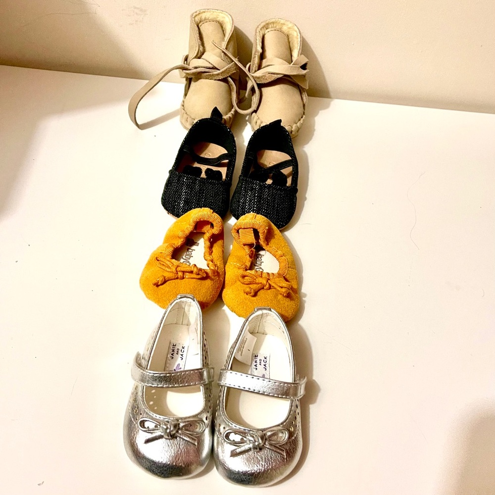 Baby girl shoes (4 pieces) 0-3 months